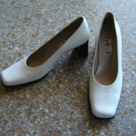 BOTTICELLI White Leather Pumps Sz 37 Made in Italy - Picture 1 of 7